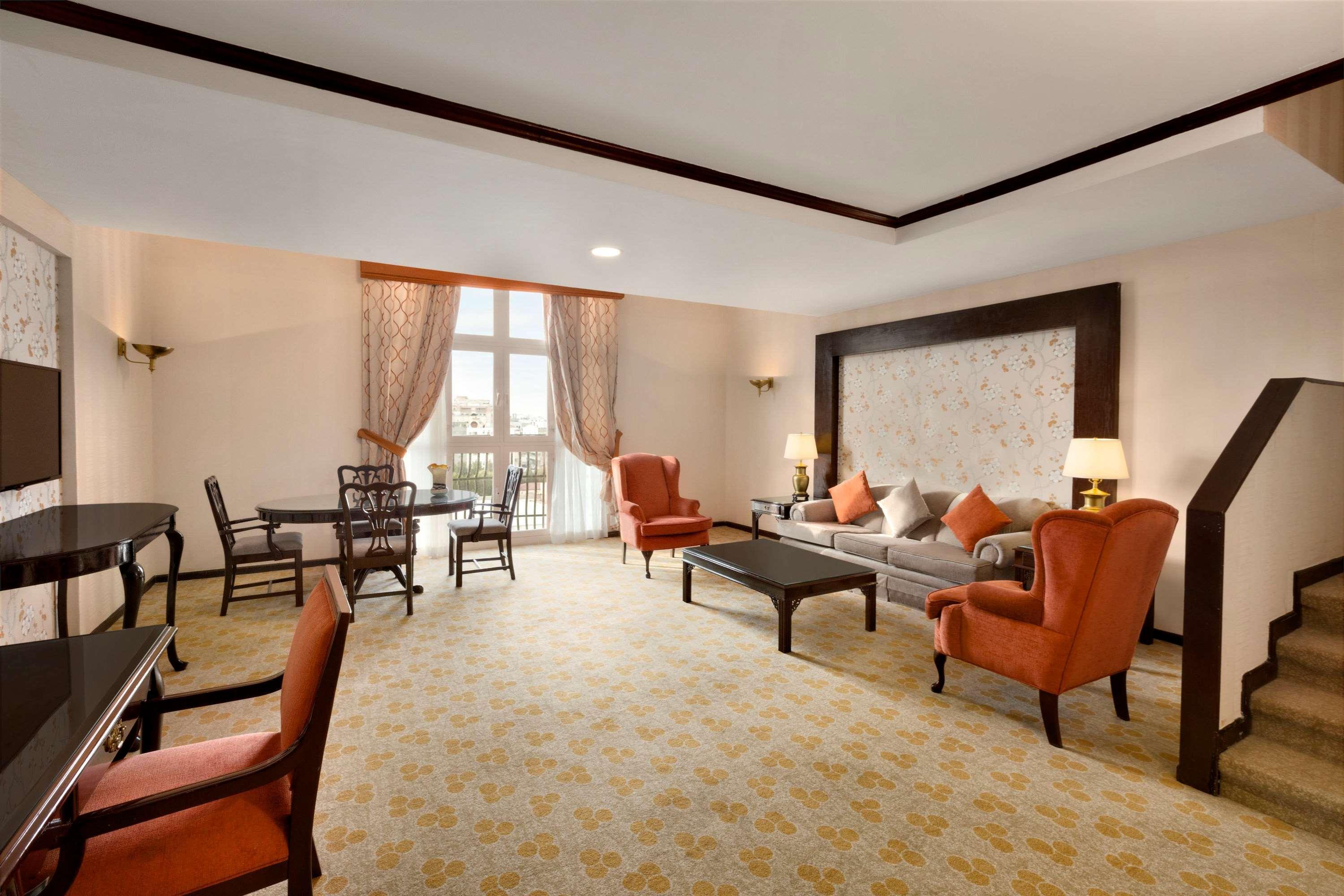 Hawthorn Suites By Wyndham Al Khobar Eksteriør billede